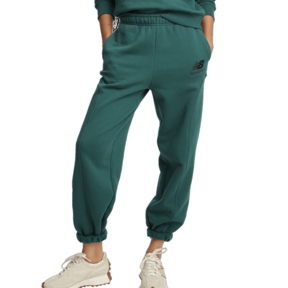 NEW BALANCE X BANDIER - women’s fleece sweatpants
